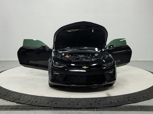 Used 2016 Chevrolet Camaro SS RWD image 11