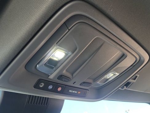 Used 2025 Chevrolet Silverado 2500 LTZ AWD/4WD image 15
