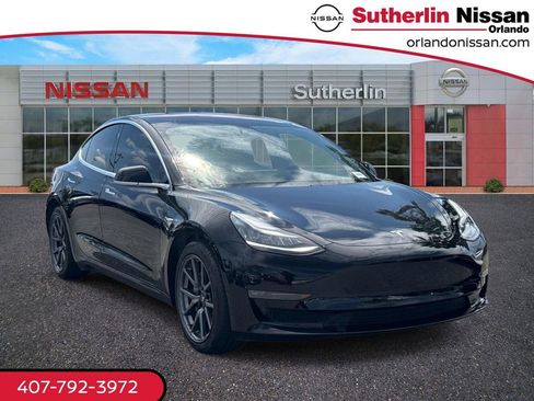 Used 2019 Tesla Model 3 Standard Range Plus RWD image 1