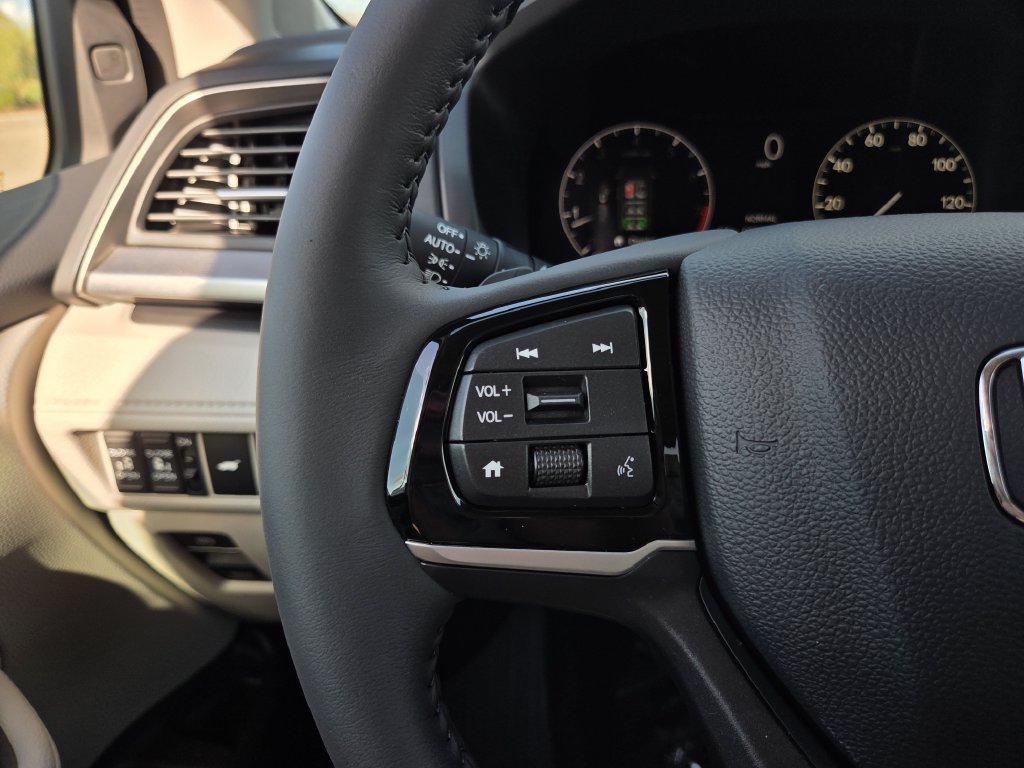 New 2027 Honda Odyssey EX-L image 24