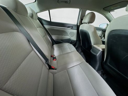 Used 2019 Hyundai Elantra SEL image 25
