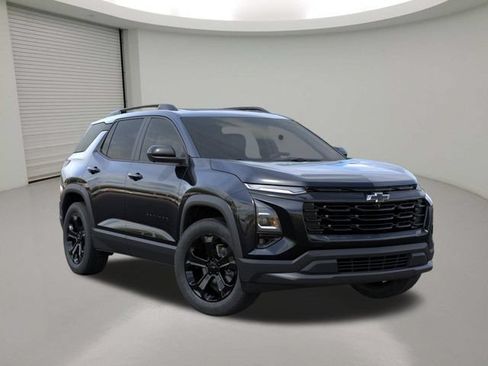 New 2027 Chevrolet Equinox LT w/ Convenience Package II FWD image 7