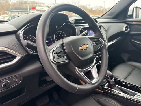 Used 2022 Chevrolet TrailBlazer ACTIV w/ Sun and Liftgate Package image 38
