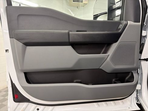 New 2026 Ford F250 XL w/ XL Chrome Package image 15