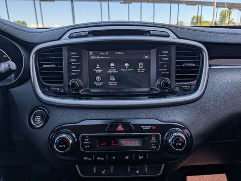 Used 2019 Kia Sorento EX FWD image 29