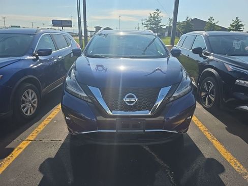 Used 2020 Nissan Murano SL w/ Moonroof Package AWD/4WD image 2
