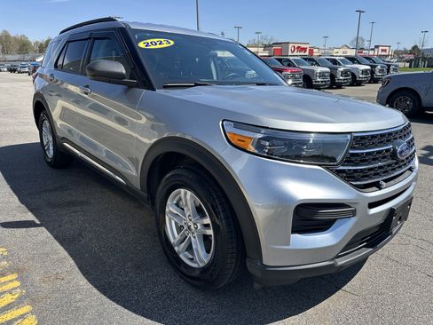 Used 2023 Ford Explorer XLT w/ Class IV Trailer Tow Package AWD/4WD image 17