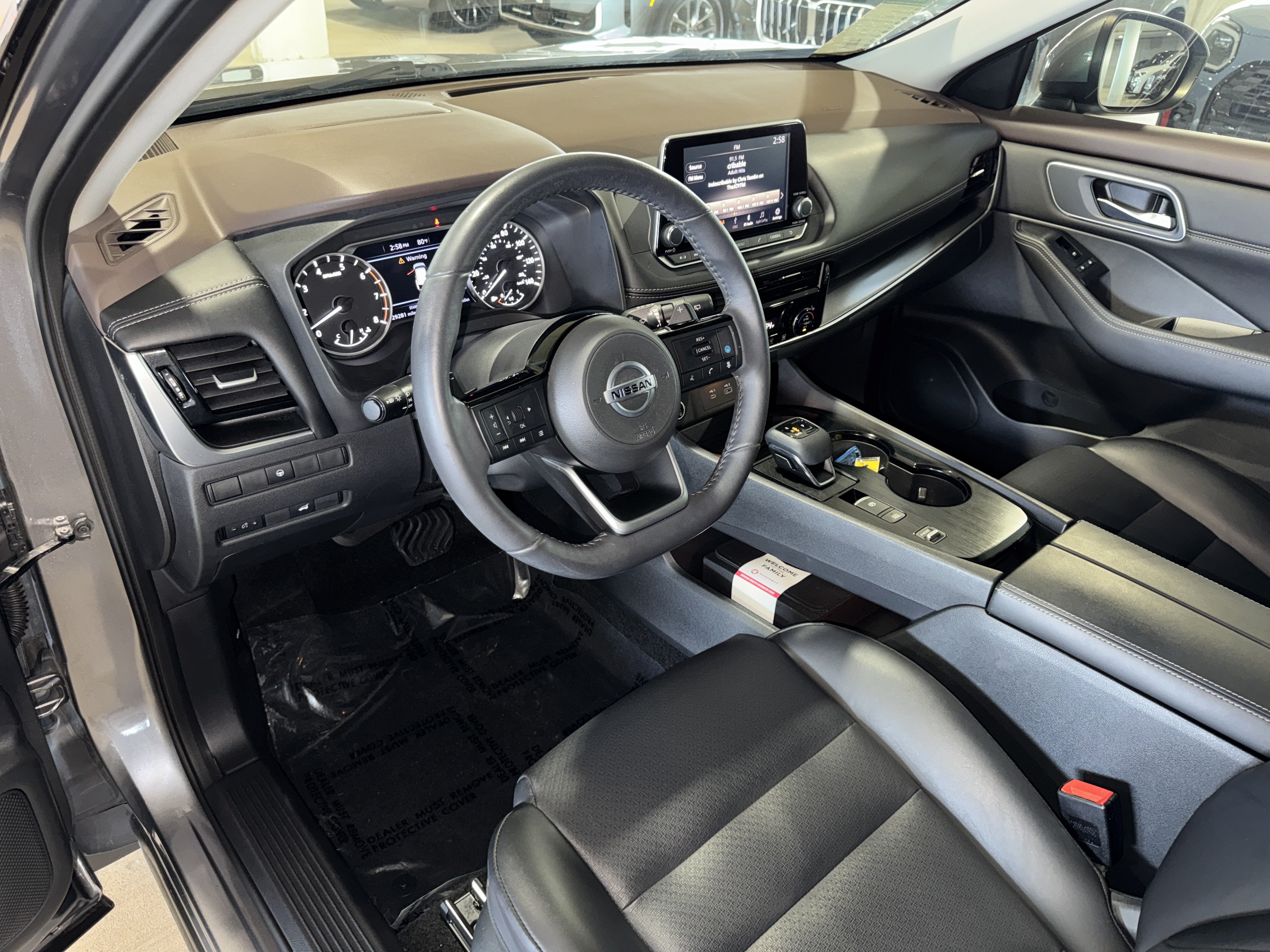 Used 2021 Nissan Rogue SV w/ Premium Package FWD image 20