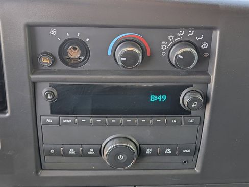 Used 2024 GMC Savana 2500 w/ Driver Convenience Package RWD image 17