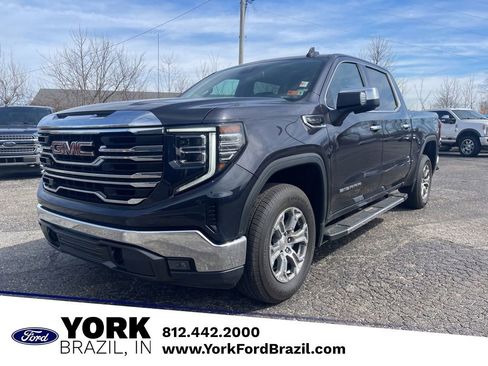 Used 2024 GMC Sierra 1500 SLT AWD/4WD image 1