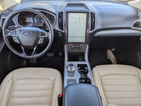 Used 2021 Ford Edge SEL image 10