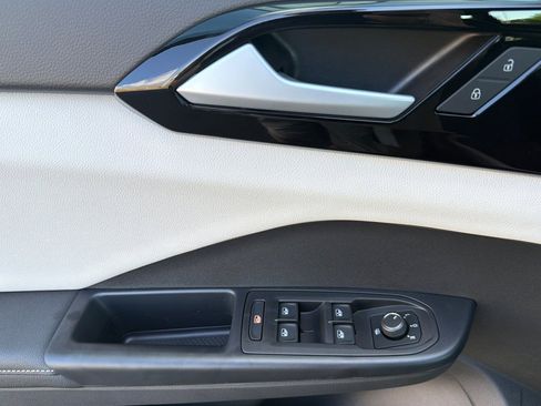 New 2026 Volkswagen Taos S AWD/4WD image 10