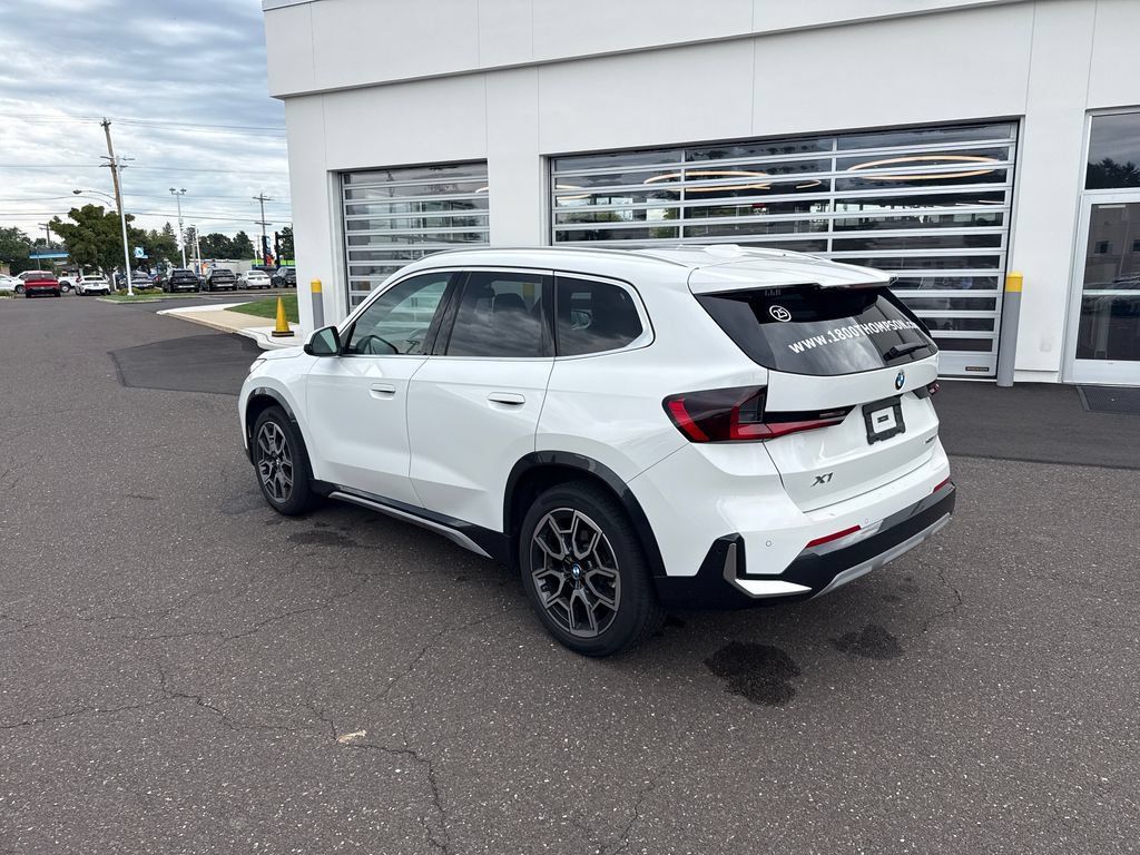 Certified 2026 BMW X1 xDrive28i w/ Convenience Package AWD/4WD image 3
