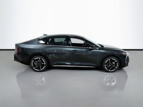 New 2025 Kia K4 GT-Line image 8