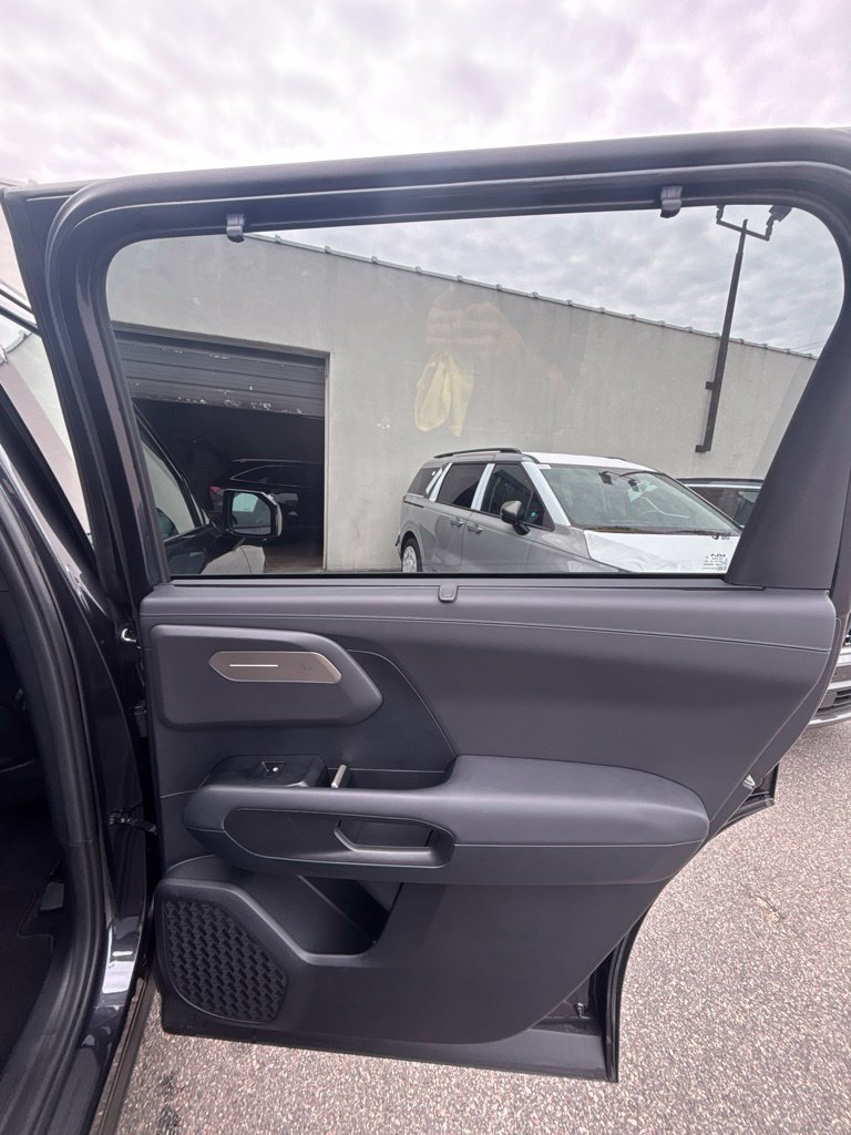 Certified 2027 Kia Telluride EX w/ Towing Package FWD image 22