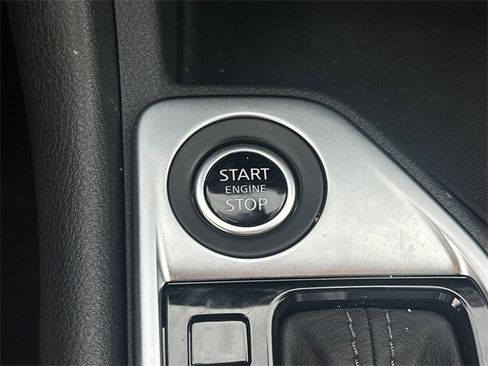 Certified 2025 Nissan Sentra SV w/ Lighting Package image 6