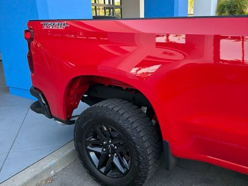 Used 2024 Chevrolet Silverado 1500 Custom Trail Boss w/ LPO, Dark Essentials Package AWD/4WD image 12