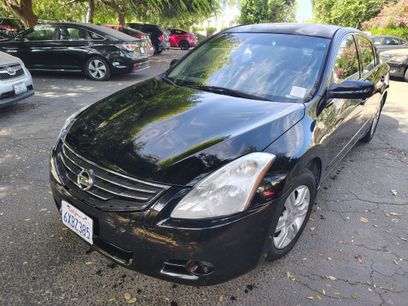 Used 2012 Nissan Altima 2.5 S w/ 20th Anniversary Pkg