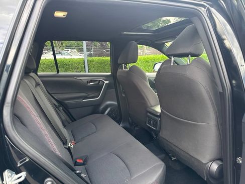 Used 2022 Toyota RAV4 SE w/ Weather & Moonroof Package AWD/4WD image 25