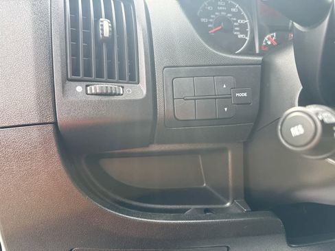 Used 2017 RAM ProMaster 1500 image 16