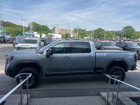 New 2026 GMC Sierra 2500 AT4X w/ LPO, Black Badging Package AWD/4WD image 6