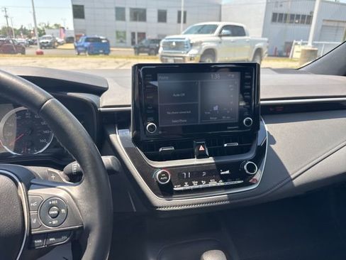 Used 2022 Toyota Corolla SE FWD image 16