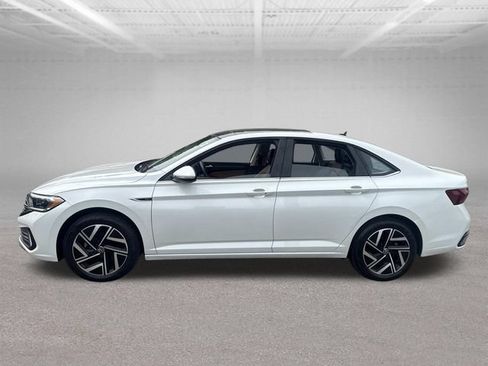 Used 2024 Volkswagen Jetta SEL FWD image 13