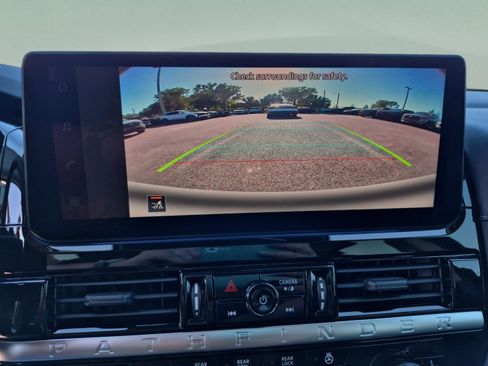 New 2026 Nissan Pathfinder SV w/ SV Premium Package FWD image 26