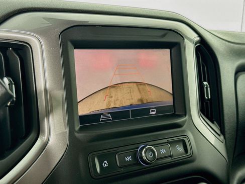 Used 2023 Chevrolet Silverado 1500 Custom AWD/4WD image 14