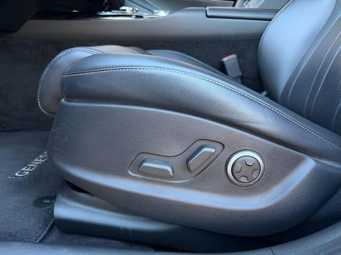 Used 2023 Genesis G80 2.5T image 15