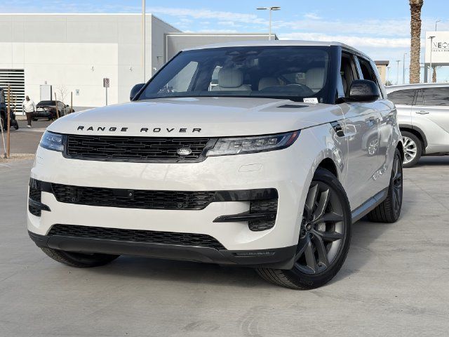Used 2025 Land Rover Range Rover Sport SE AWD/4WD image 3