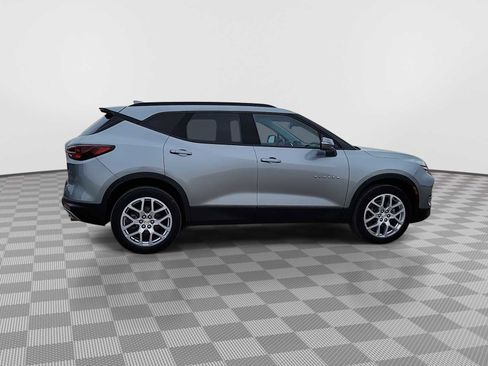 Used 2023 Chevrolet Blazer LT AWD/4WD image 9