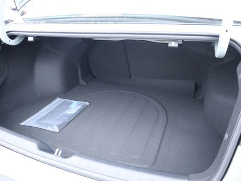 New 2025 Kia K4 LXS image 9