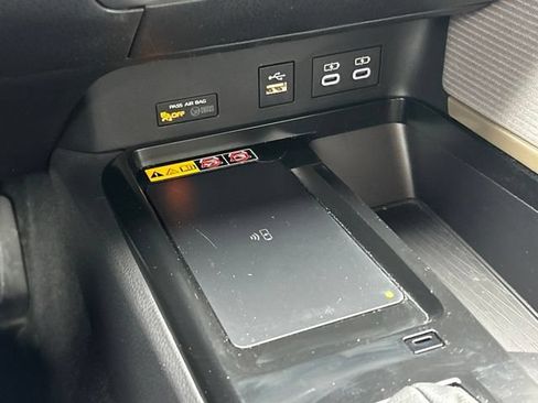Used 2025 Toyota Camry SE w/ Multimedia Upgrade Package AWD/4WD image 66