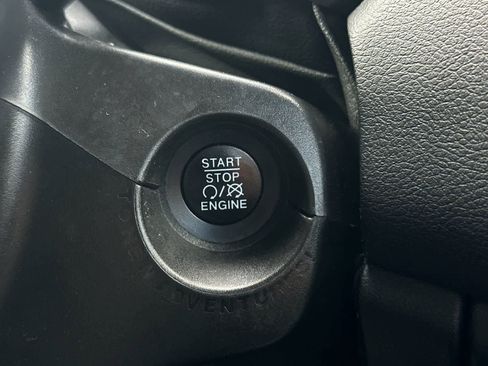 Used 2020 Jeep Renegade Altitude image 22