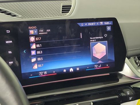 Certified 2025 BMW X1 xDrive28i w/ Technology Package image 17