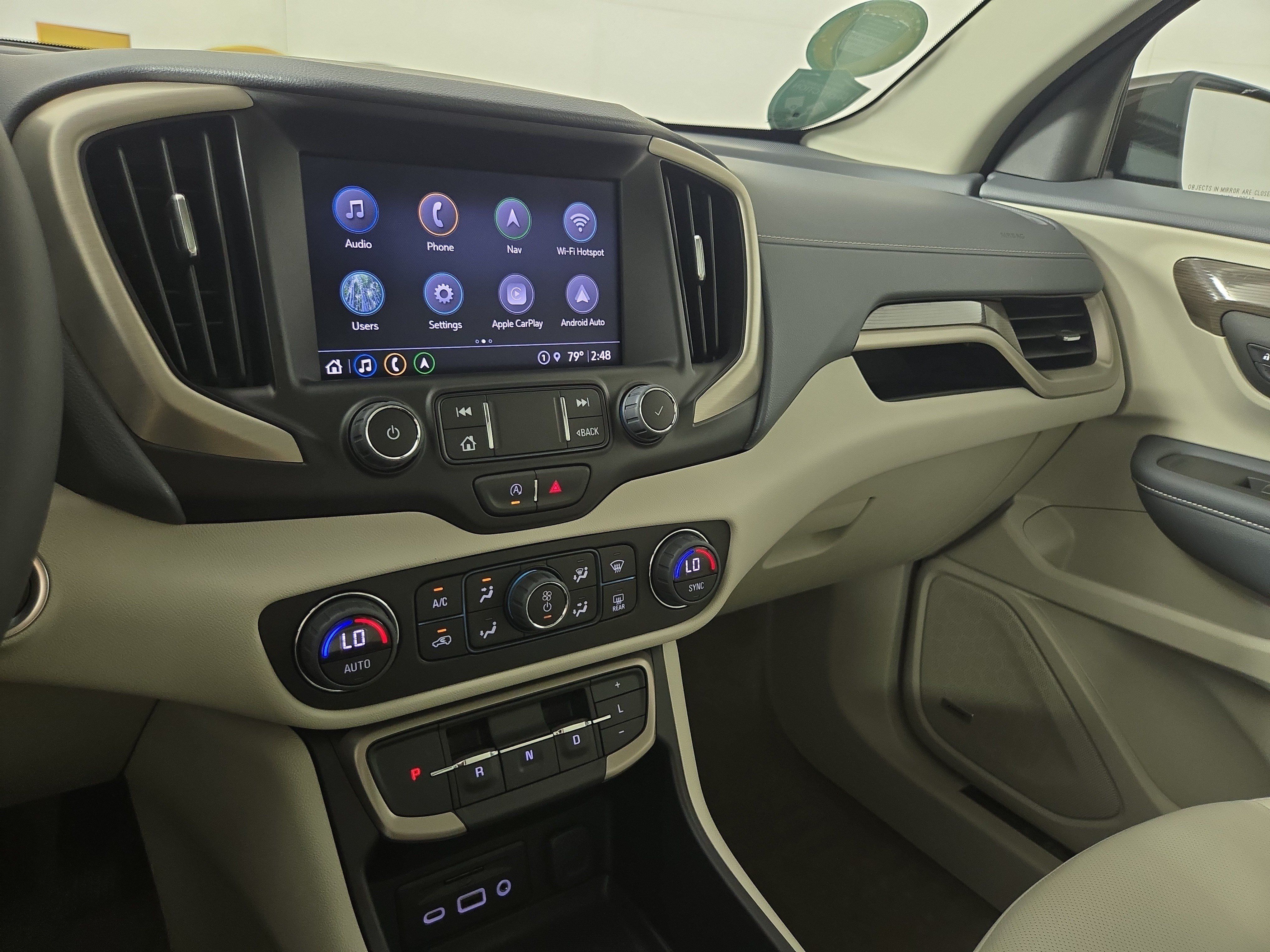 Used 2024 GMC Terrain Denali w/ Denali Premium Package AWD/4WD image 22