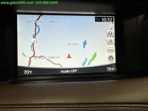 Used 2017 INFINITI QX30 Premium w/ Navigation Package image 11