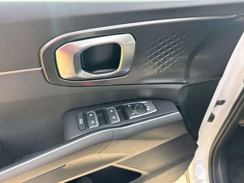 New 2026 Kia Sorento S w/ S Panoramic Sunroof Package image 25