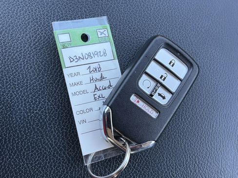 Used 2018 Honda Accord EX-L image 31