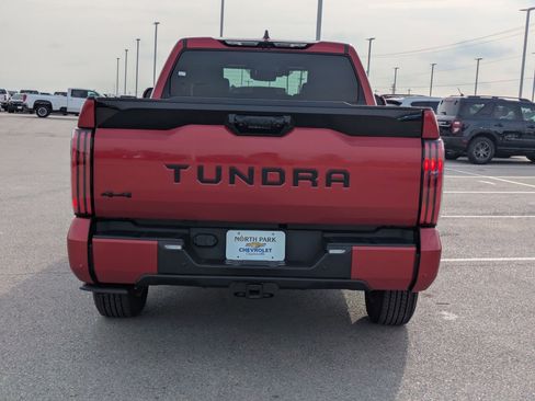 Used 2024 Toyota Tundra Platinum image 4