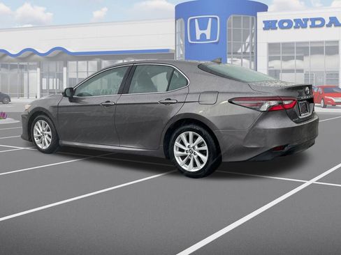 Used 2024 Toyota Camry LE image 6