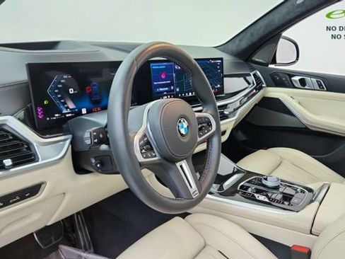 Used 2026 BMW X7 M60i AWD/4WD image 17