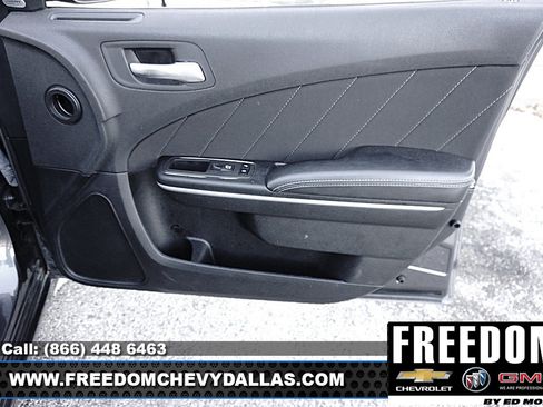 Used 2023 Dodge Charger SXT image 34