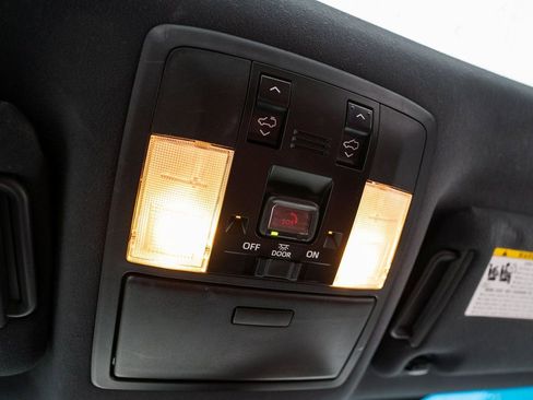 Used 2023 Lexus GX 460 Premium image 25