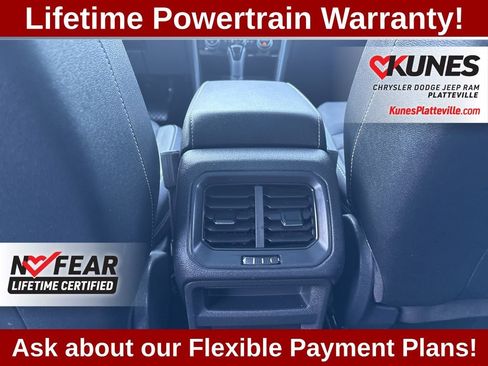 Used 2023 Volkswagen Taos SEL image 16