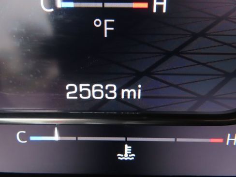 Certified 2024 GMC Sierra 1500 AT4X image 39