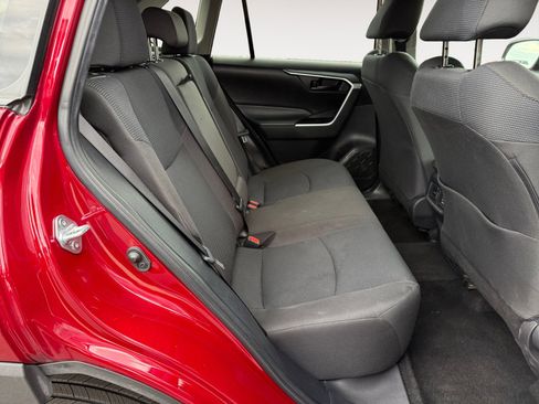 Used 2024 Toyota RAV4 LE image 18