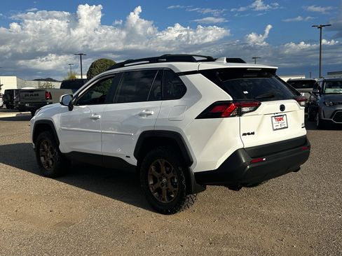 Used 2023 Toyota RAV4 AWD Hybrid image 6