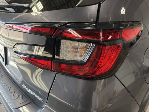 Certified 2024 Subaru Crosstrek 2.5i Limited w/ Crosstrek Mirror Package AWD/4WD image 17